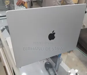 New Laptop Apple MacBook Pro 2021 M1 32GB Apple M1 Max SSD 1T