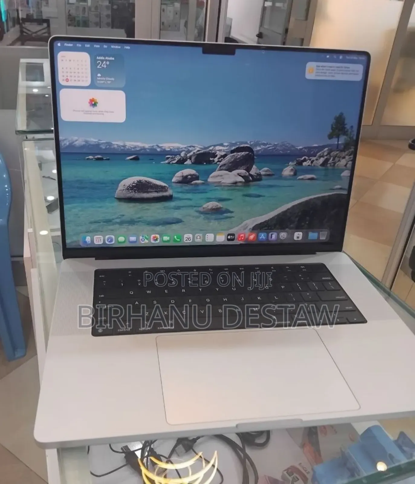 New Laptop Apple MacBook Pro 2021 M1 32GB Apple M1 Max SSD 1T