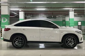 Mercedes-Benz GLE-Class 2017 White