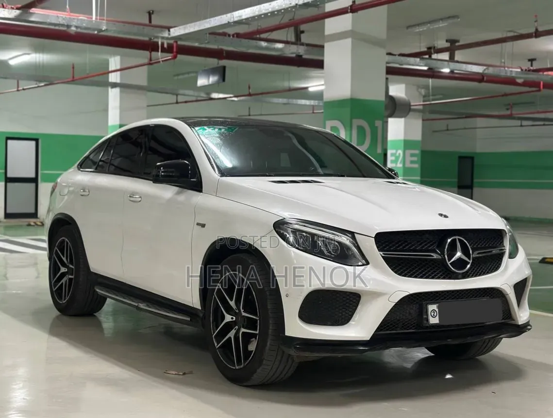 Mercedes-Benz GLE-Class 2017 White