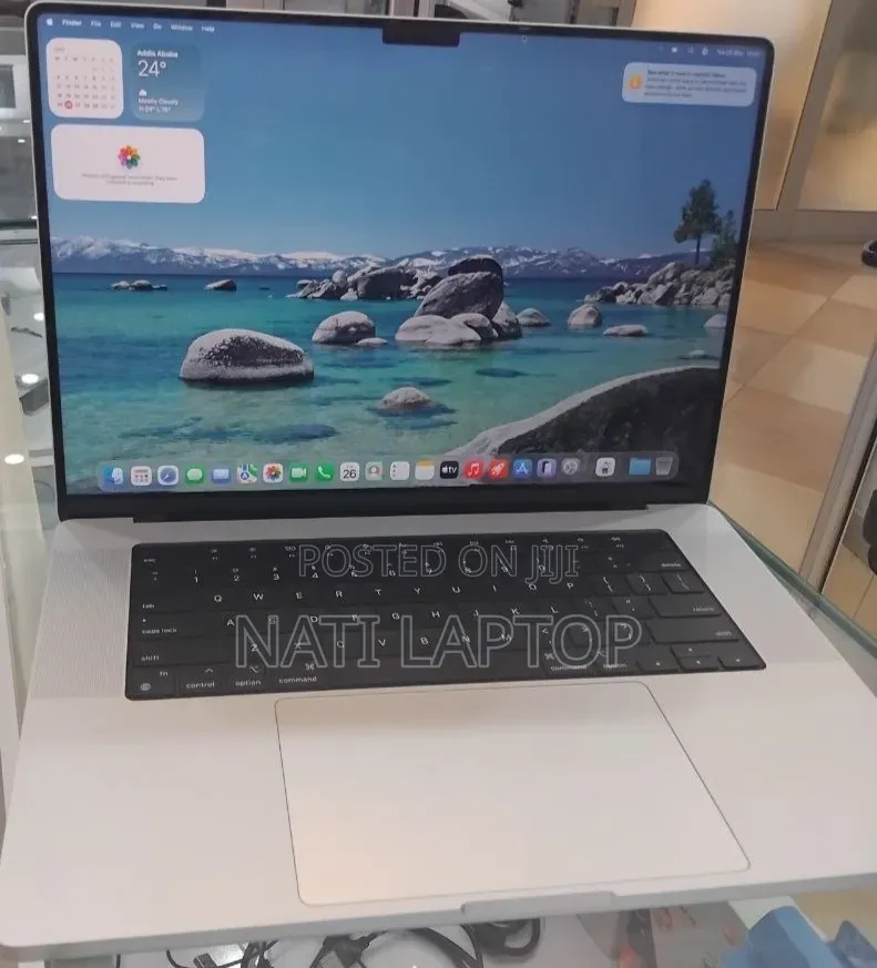 New Laptop Apple MacBook Pro M1 32GB Apple M1 Max SSD 1T