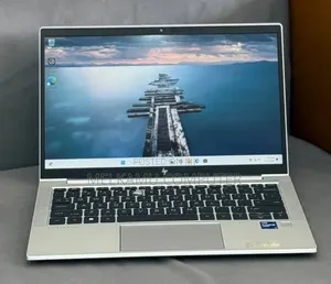 New Laptop HP EliteBook 830 G8 8GB Intel Core i5 SSD 512GB
