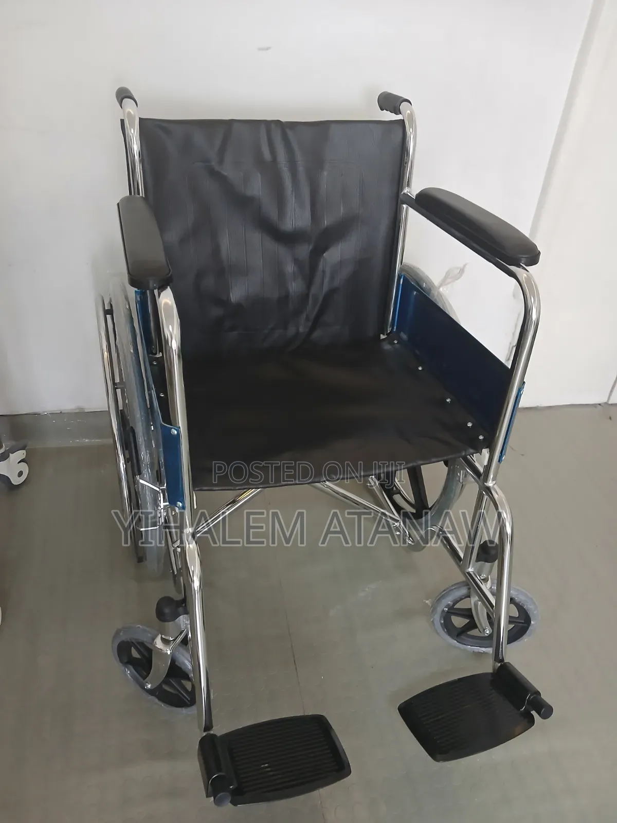 Comfortable Wheelchair – የብረት እና አልሙኒየም ዊልቸር