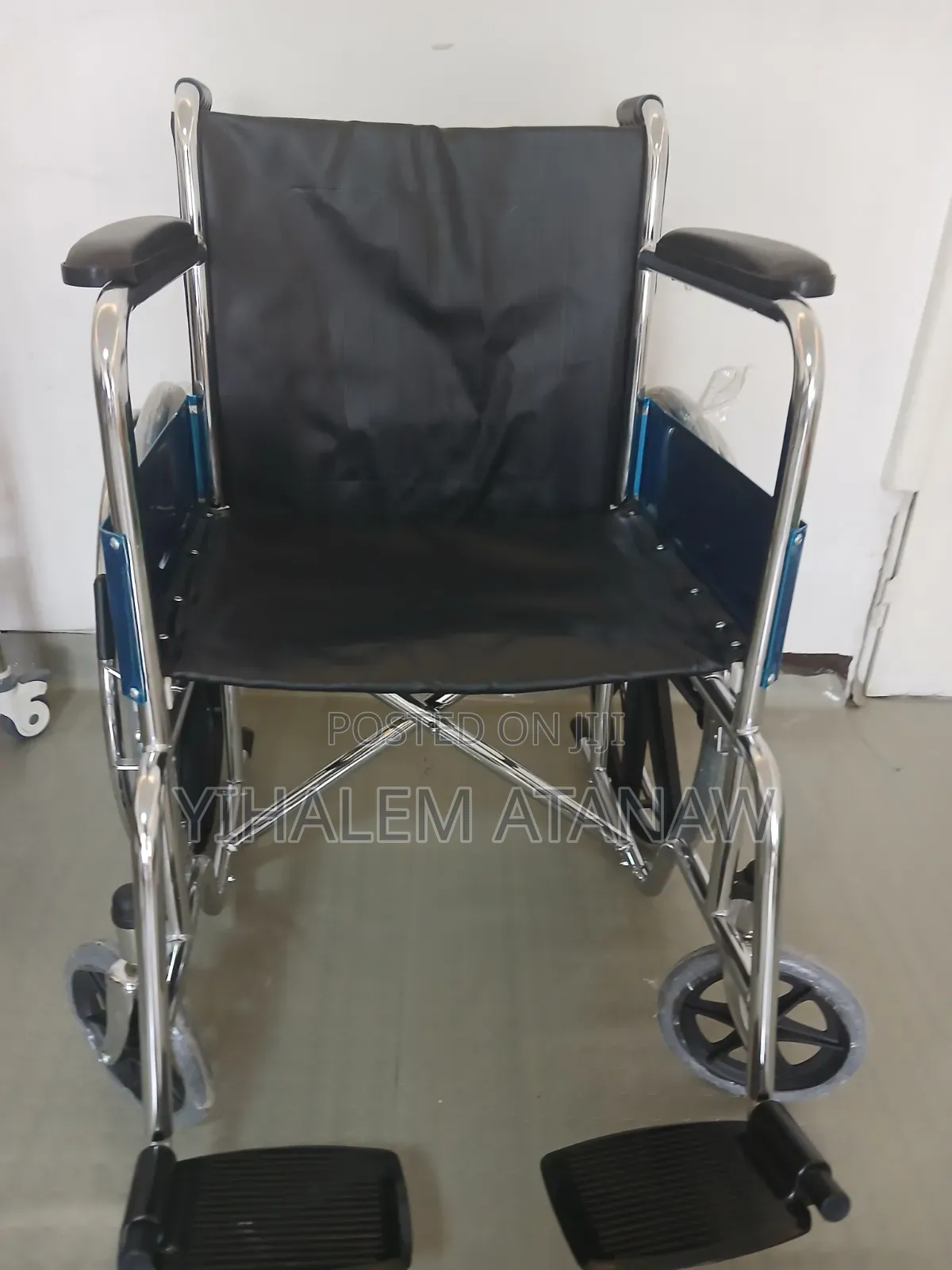 Comfortable Wheelchair – የብረት እና አልሙኒየም ዊልቸር