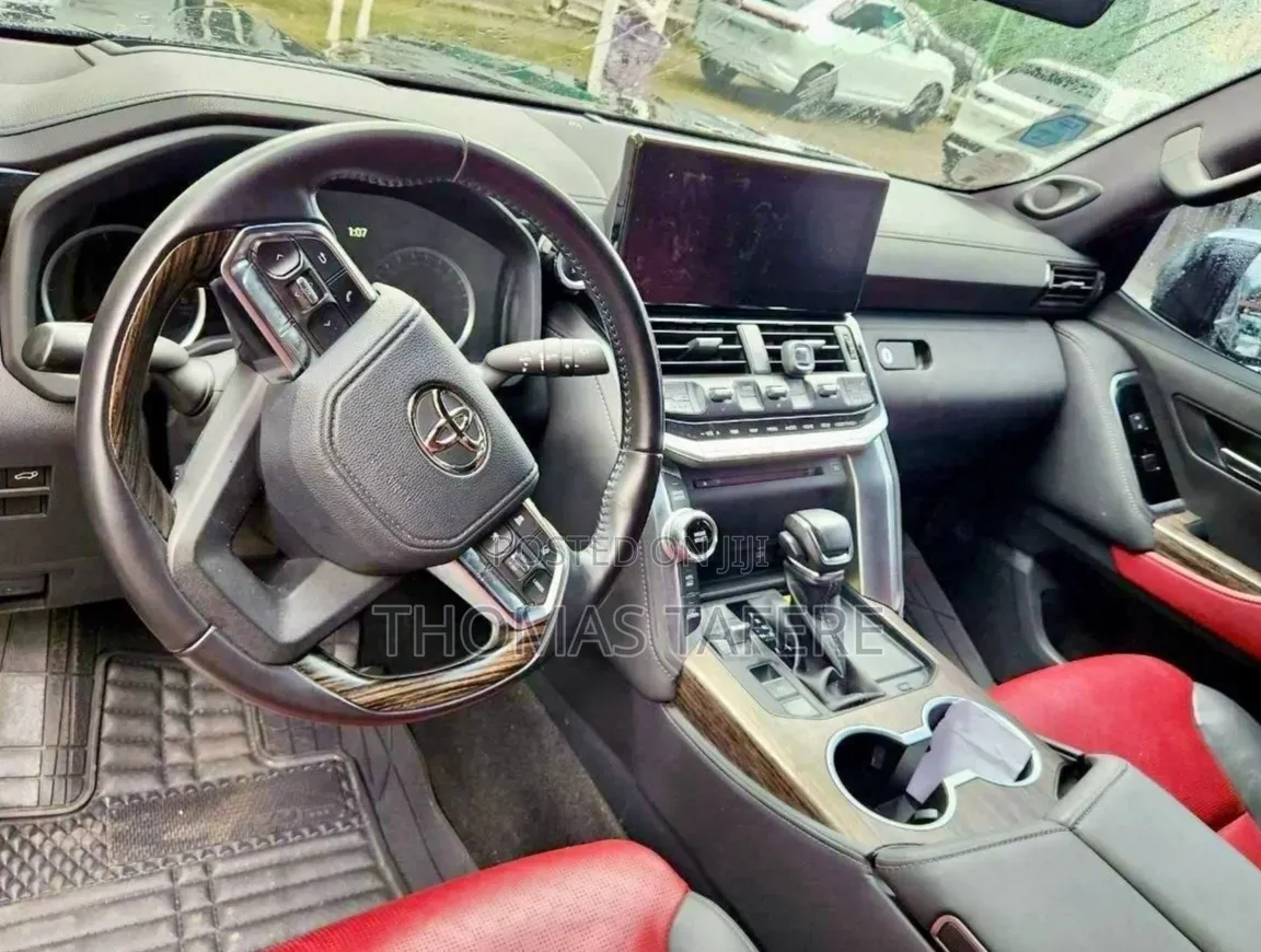 Toyota Land Cruiser 2023 Black