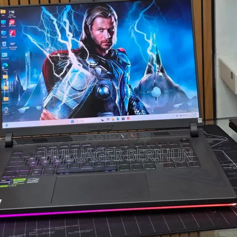 New Laptop Asus ROG Zephyrus G16 16GB Intel Core i9 SSD 1T