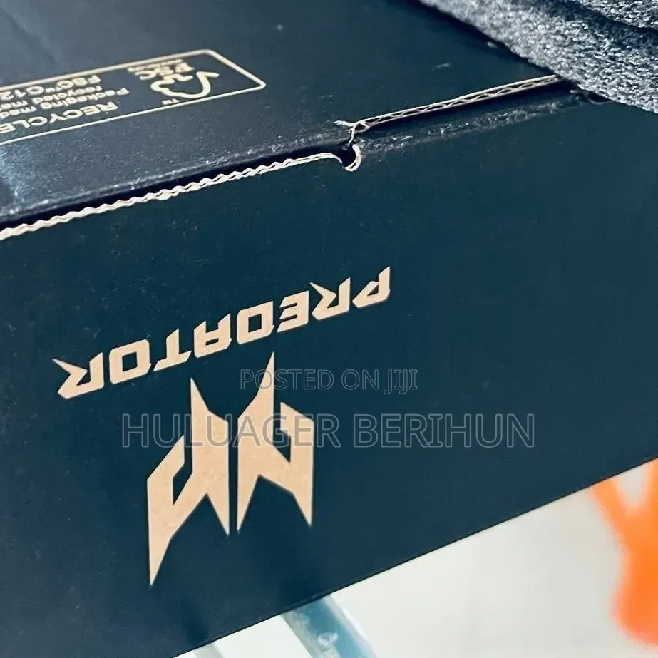 New Laptop Acer Predator Helios Neo 16 16GB Intel Core i9 SSD 1T