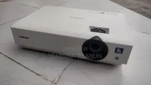 Sony Vpl-dx102 Projector