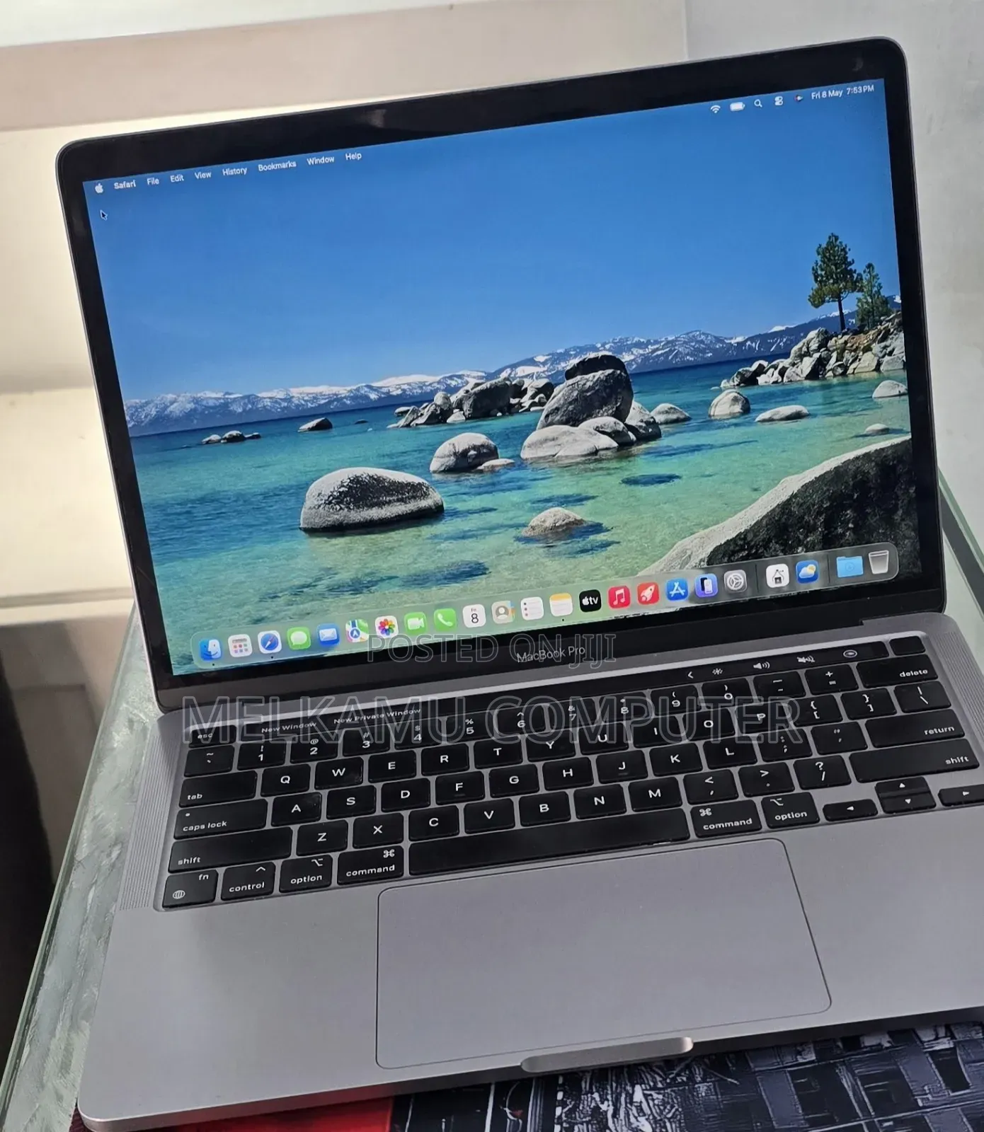 New Laptop Apple MacBook Pro M1 8GB Apple M1 SSD 256GB