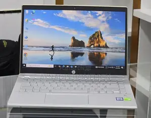 New Laptop HP Pavilion 14 8GB Intel Core i5 SSD 512GB