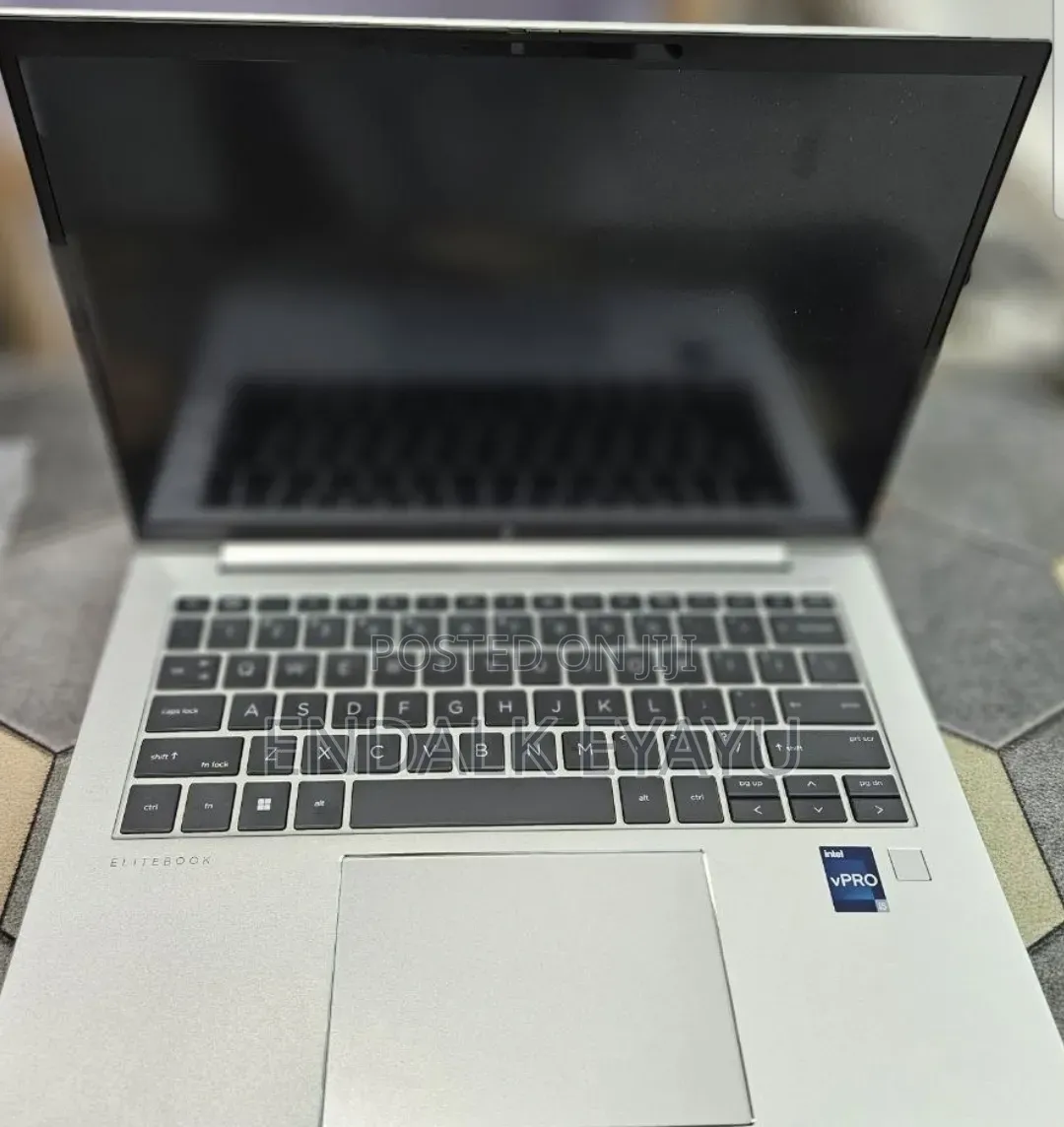 New Laptop HP EliteBook 840 G10 16GB Intel Core i5 SSD 512GB
