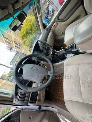 Toyota Land Cruiser 2007 White