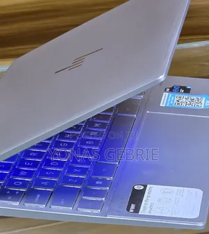 New Laptop HP 8GB Intel Core i5 SSD 256GB