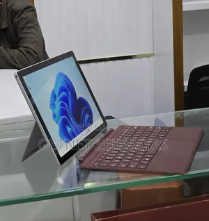 New Laptop Microsoft Surface Pro 6 8GB Intel Core i5 SSD 128GB