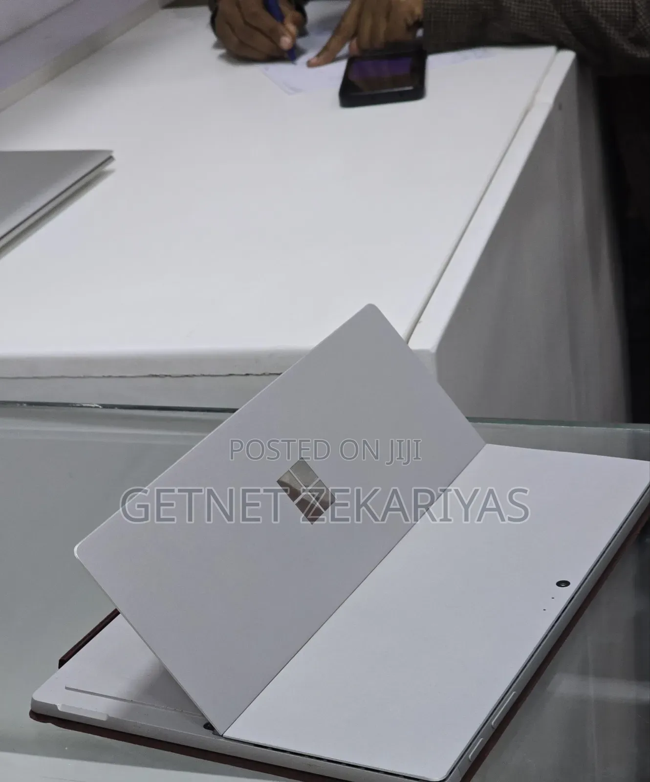New Laptop Microsoft Surface Pro 6 8GB Intel Core i5 SSD 128GB