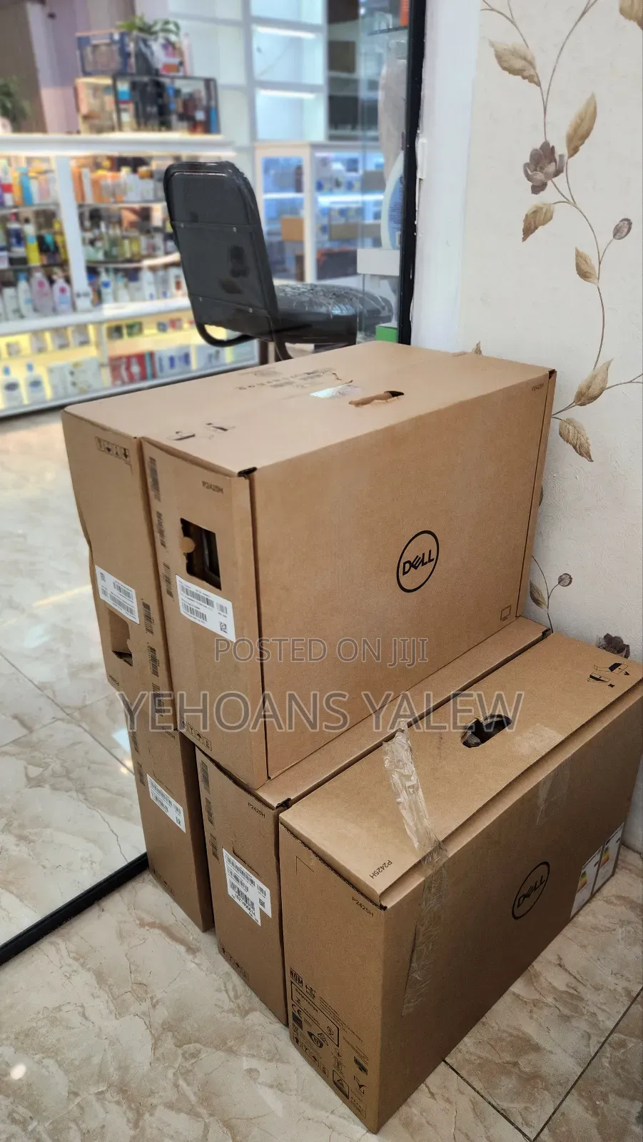 Dell Monitor 24 Inch Frame Less Brand New Height-Adjustability Stand