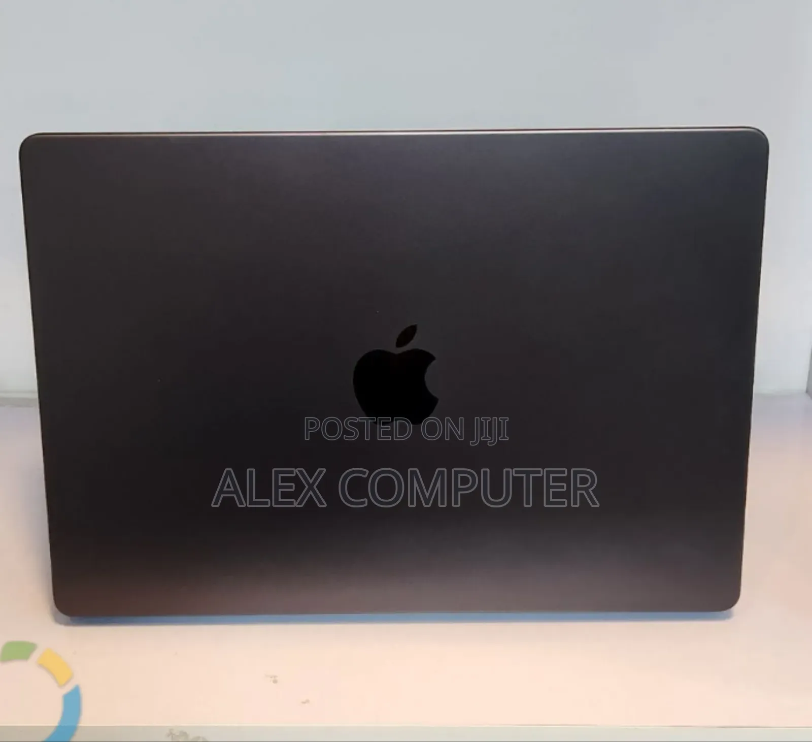 New Laptop Apple MacBook Pro 2025 M5 14-inch 16GB Apple M5 SSD 1T