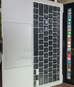 New Laptop Apple MacBook Pro M1 16GB Apple M1 Pro SSD 256GB