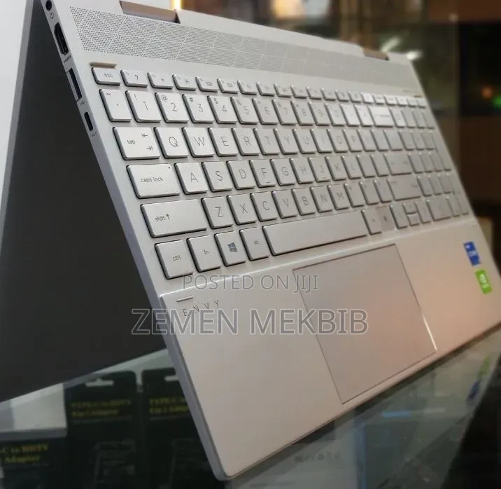 New Laptop HP Envy X360 16GB Intel Core i5 SSD 512GB