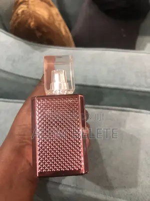 English Laundry Perfume by Christopher Wicks