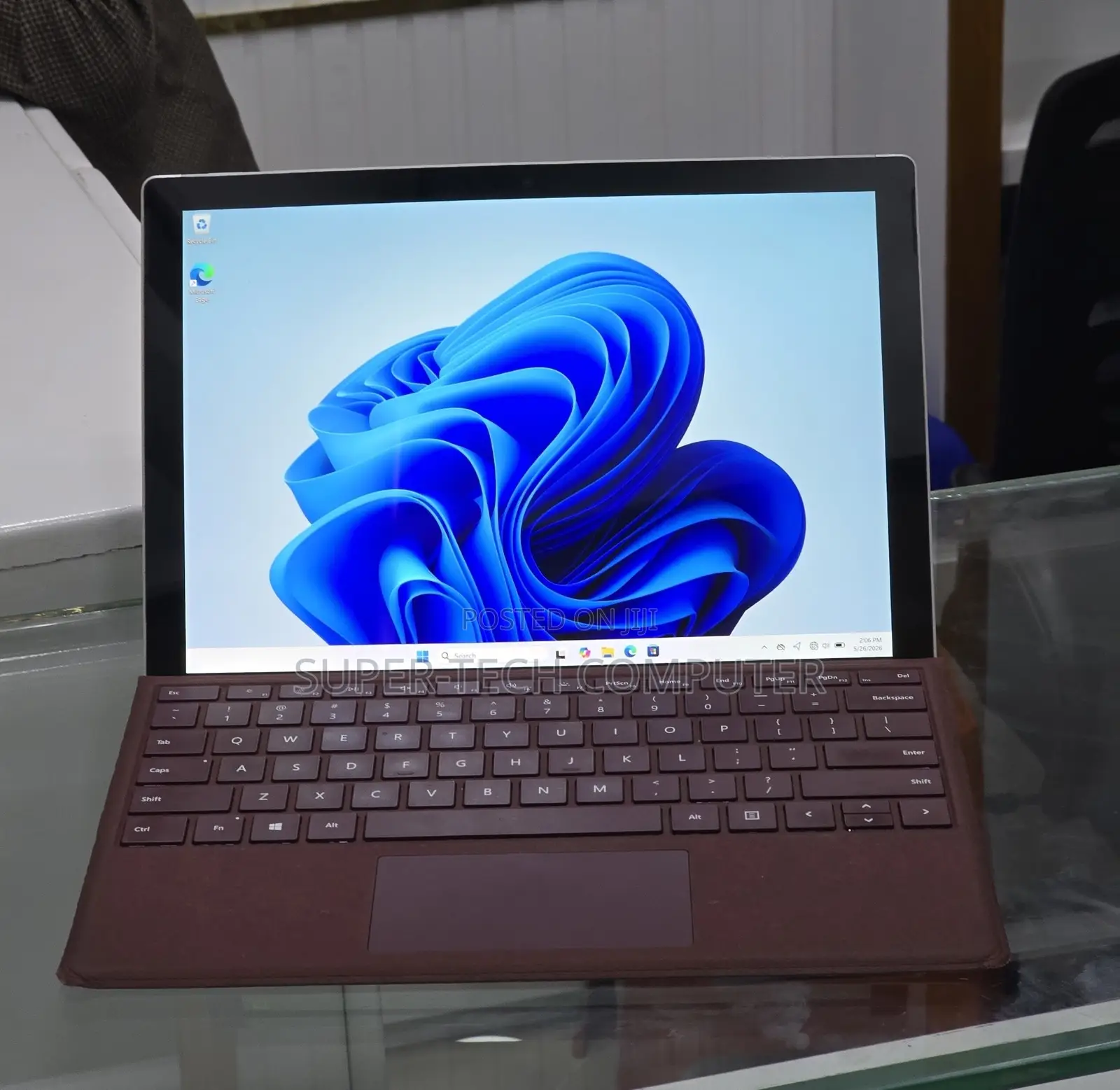 New Laptop Microsoft Surface Pro 6 8GB Intel Core i5 SSD 128GB