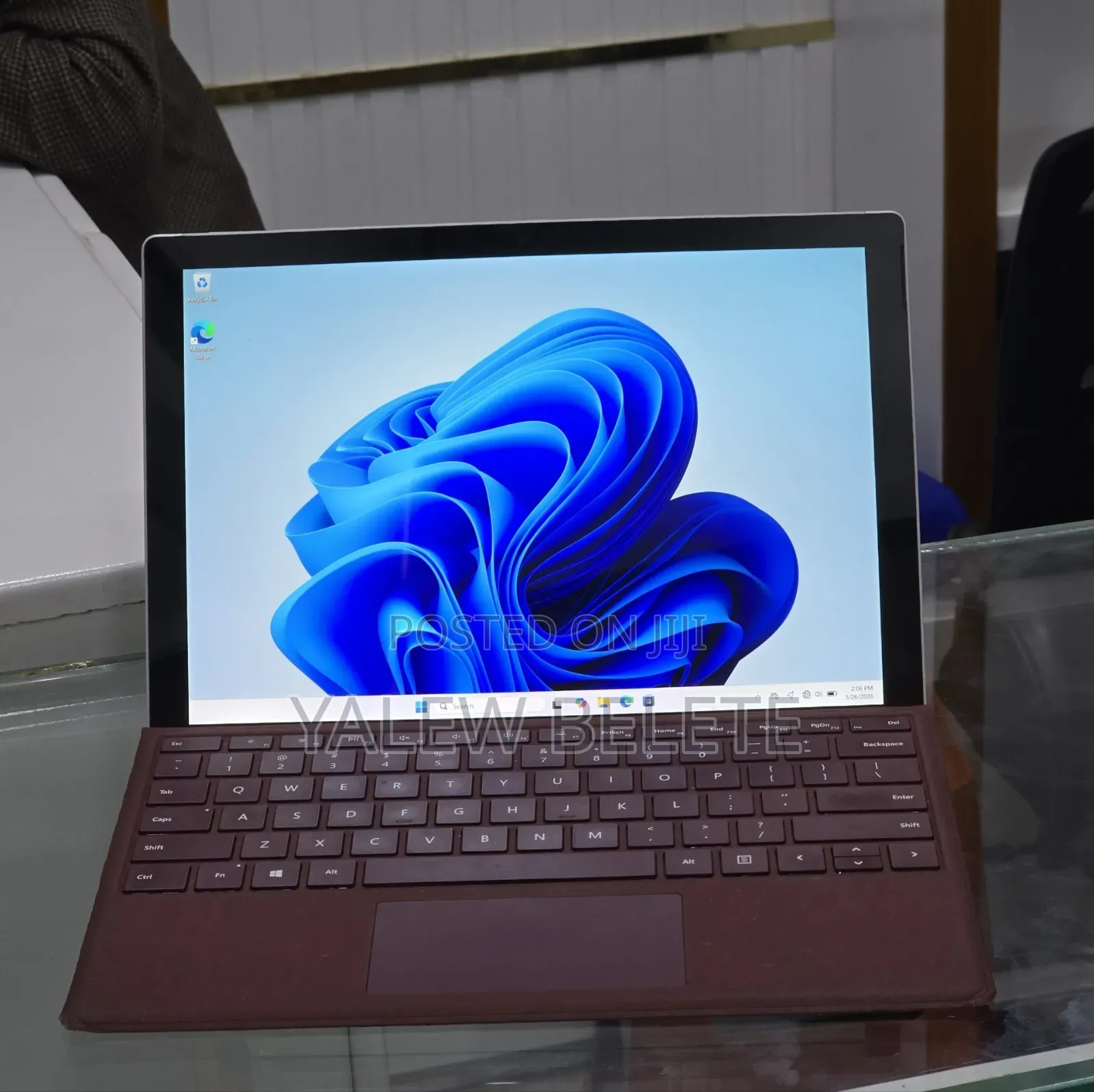 New Laptop Microsoft Surface Pro 6 8GB Intel Core i5 SSD 128GB