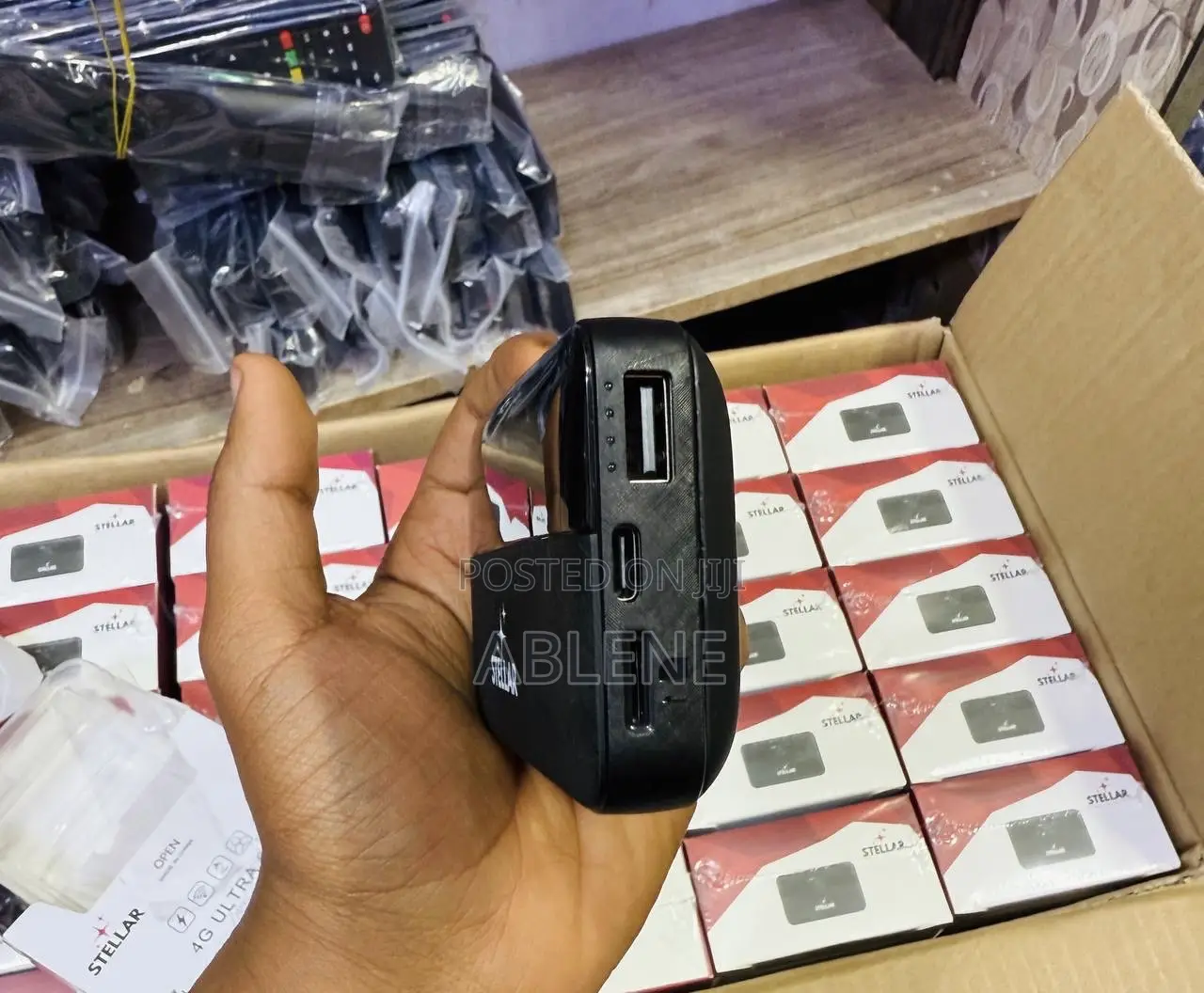 Stellar 4g Ultra Router and 6000 Power Bank