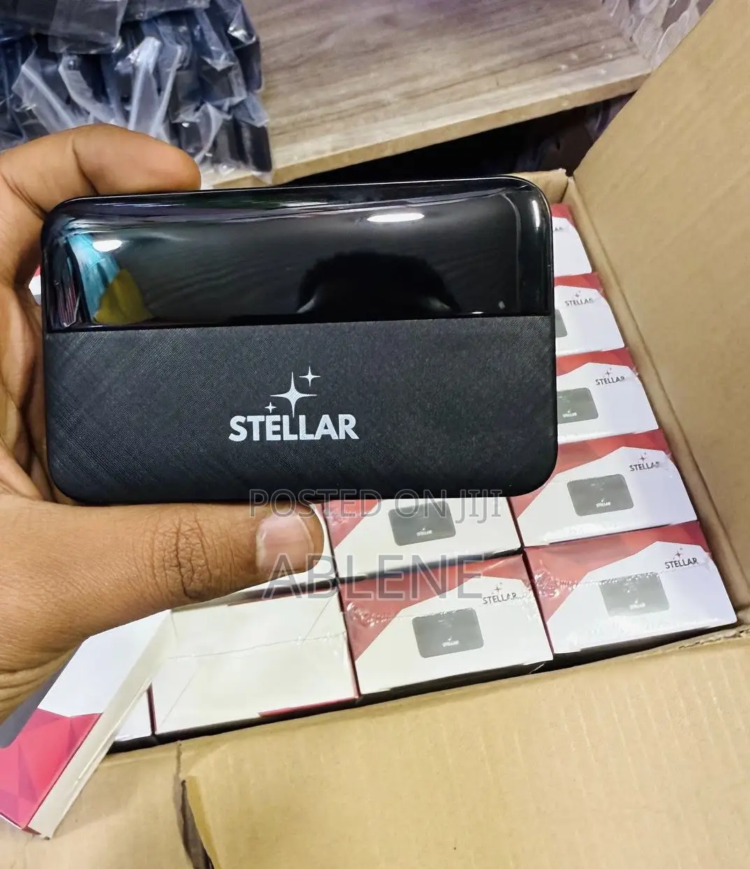 Stellar 4g Ultra Router and 6000 Power Bank