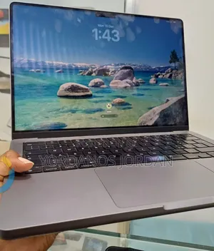 New Laptop Apple MacBook Pro M1 16GB Apple M1 Pro SSD 512GB