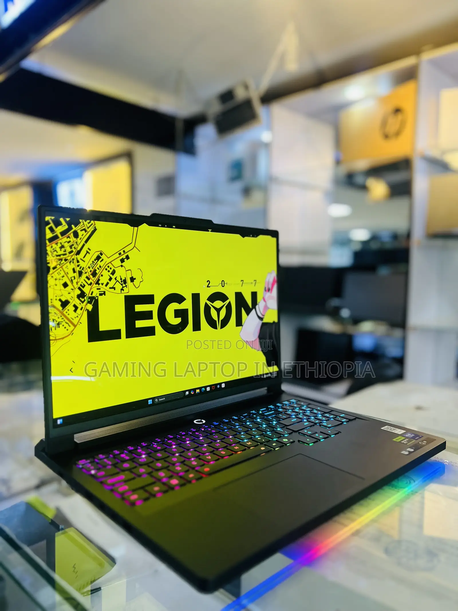 New Laptop Lenovo Legion Pro 7 64GB Intel Core Ultra 9 SSD 2T