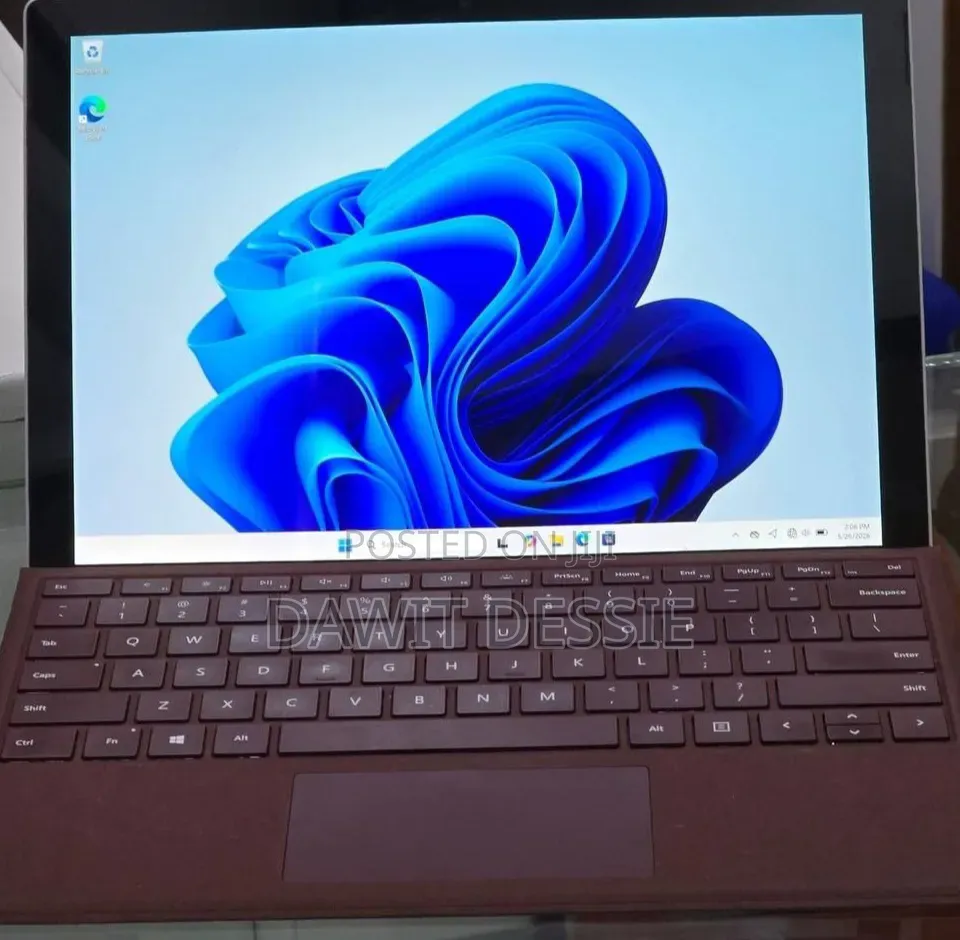 New Laptop Microsoft Surface Pro 6 8GB Intel Core i5 SSD 128GB