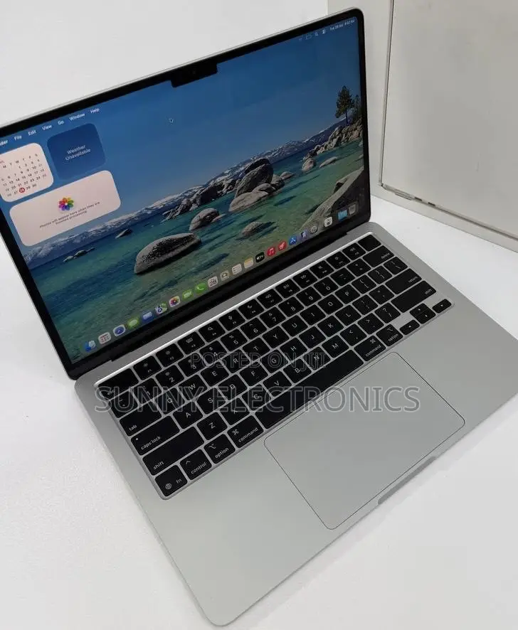 New Laptop Apple MacBook Air 2025 M4 13-inch 16GB Apple M4 SSD 256GB