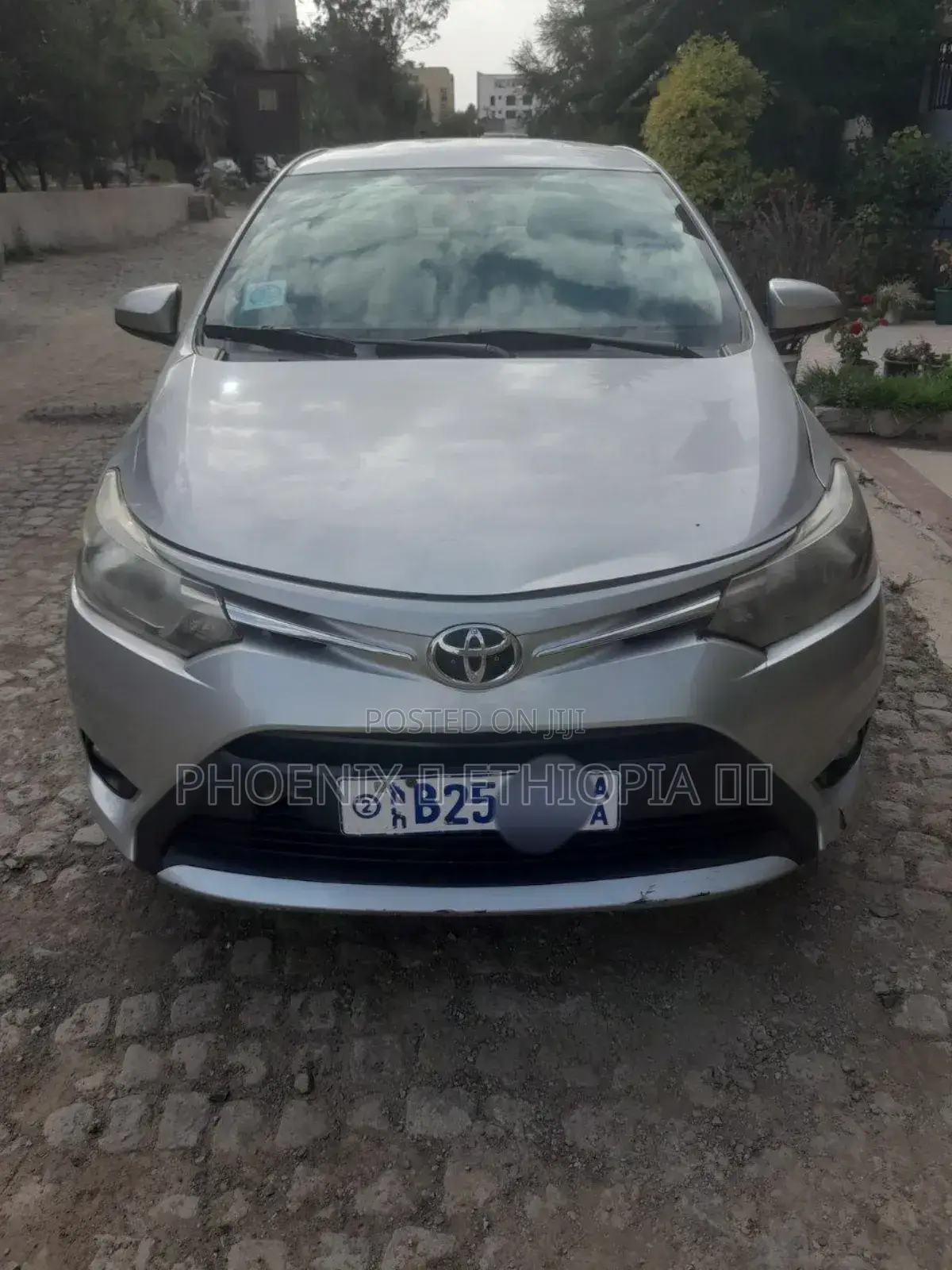 Toyota Yaris 2014 Silver