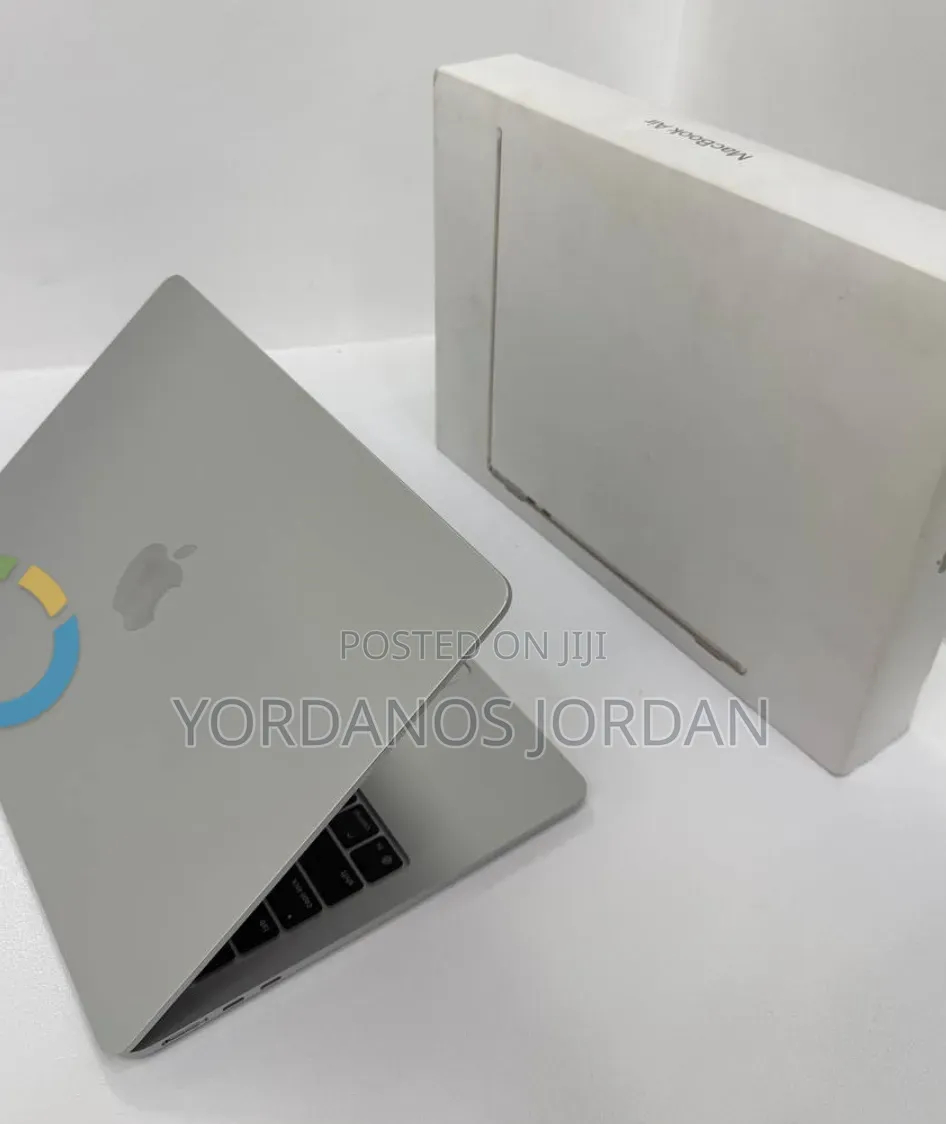 New Laptop Apple MacBook Air 2025 M4 13-inch 16GB Apple M4 SSD 256GB