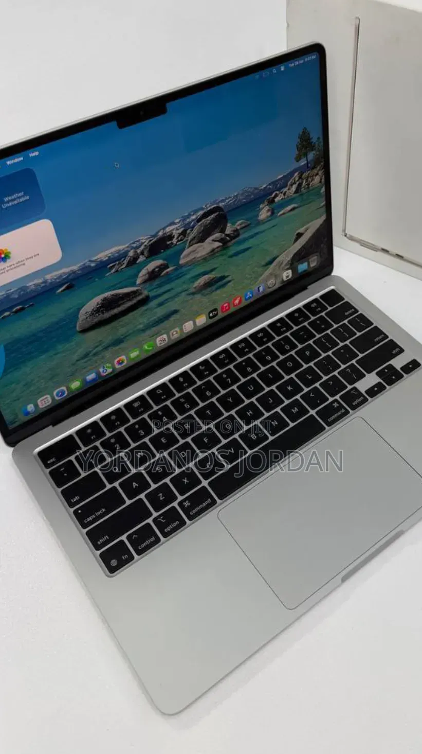 New Laptop Apple MacBook Air 2025 M4 13-inch 16GB Apple M4 SSD 256GB