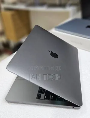 New Laptop Apple MacBook Pro 2022 M2 8GB Apple M2 SSD 256GB