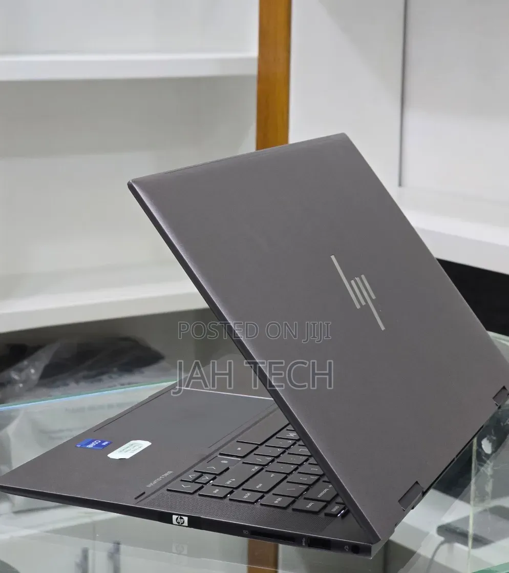 New Laptop HP Envy x360 16GB Intel Core i7 SSD 512GB