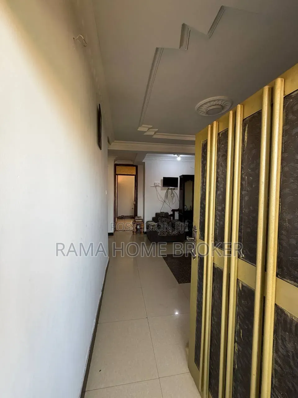 Furnished 3bdrm Condo in ቦሌ አራብሳ ኮንዶሚኒየም, Yeka for sale