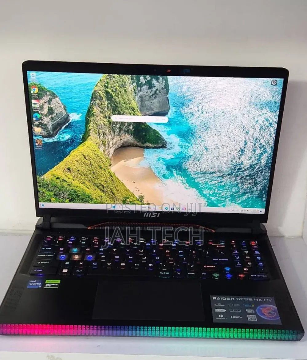 New Laptop MSI Raider GE68HX 13VI-202US 32GB Intel Core i9 SSD 1T