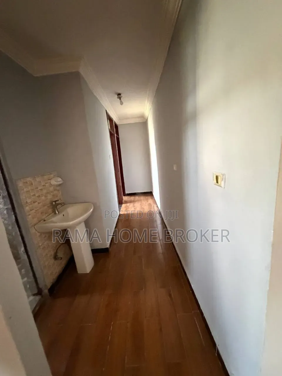 Furnished 2bdrm Condo in ቦሌ አራብሳ ኮንዶሚኒየም, Yeka for sale
