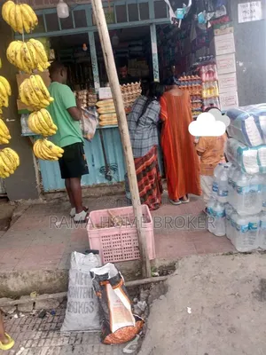ለሽያጭ የቀረበ ሱቅ