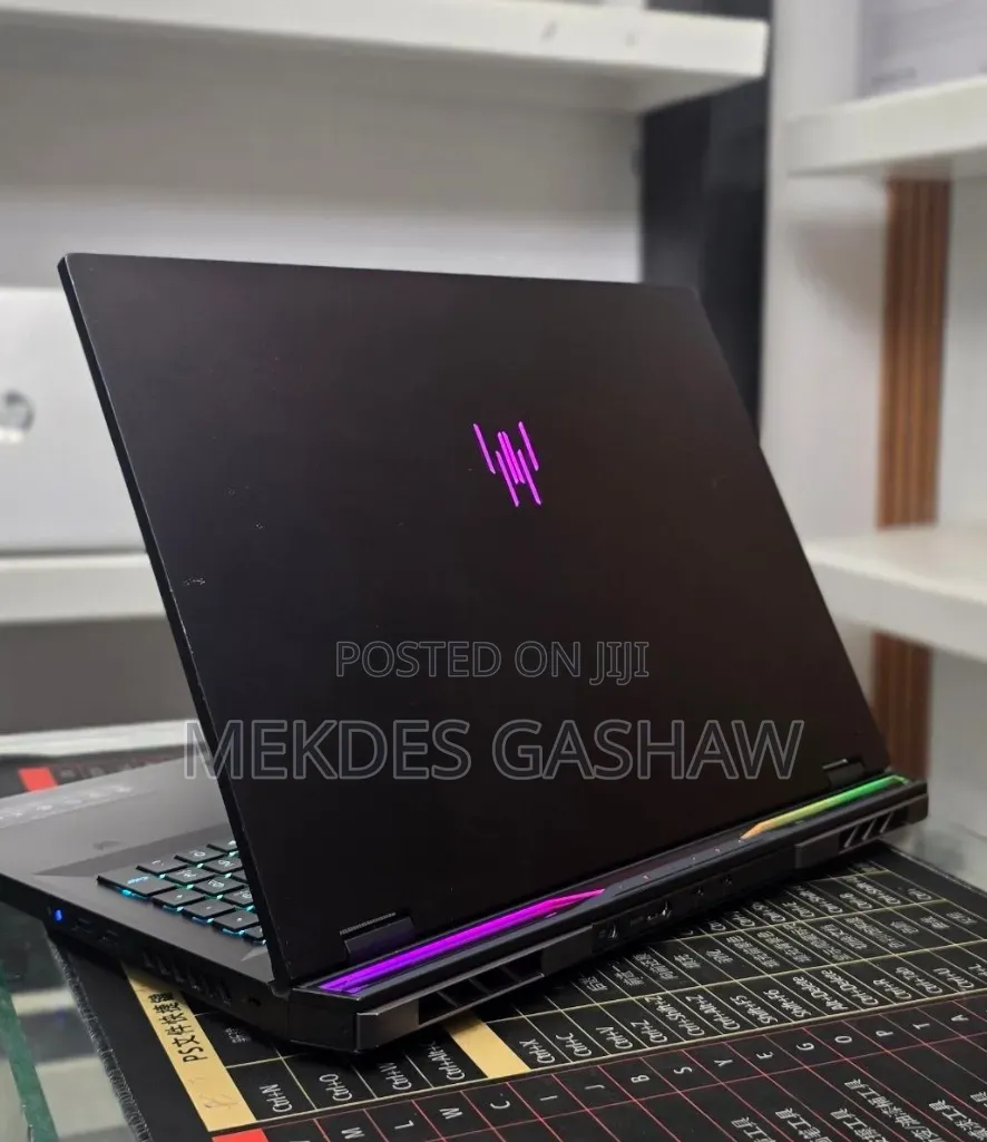 New Laptop Acer Predator Helios Neo 16 32GB Intel Core i9 SSD 1T