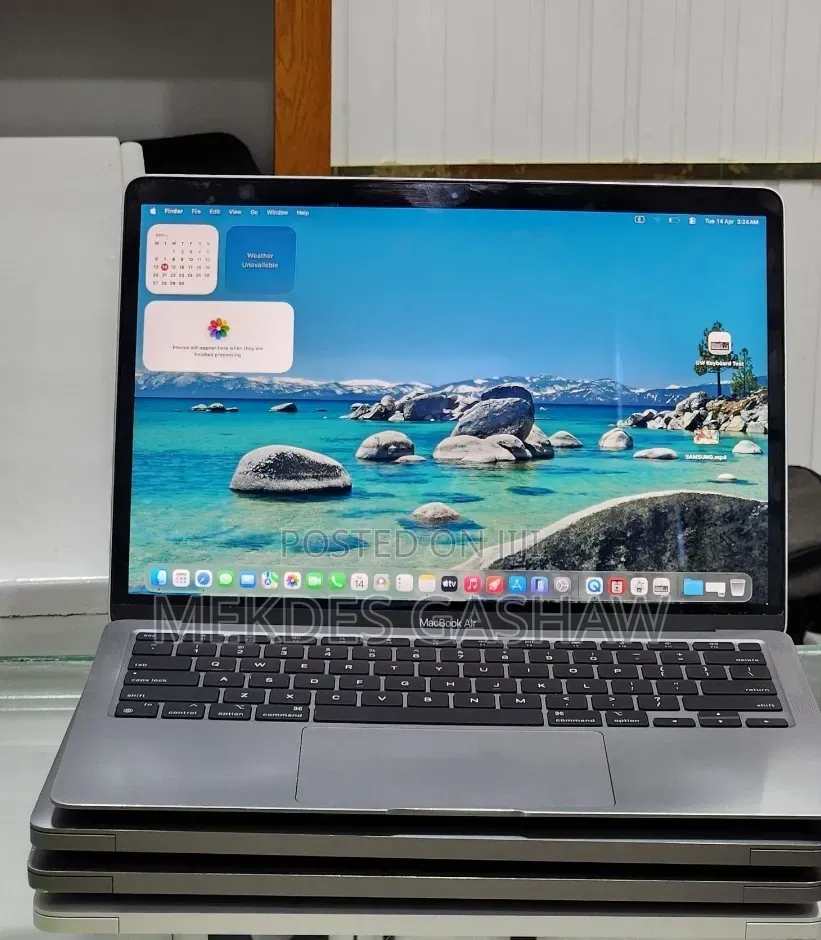 New Laptop Apple MacBook Air 2020 M1 8GB Intel Core i7 SSD 256GB
