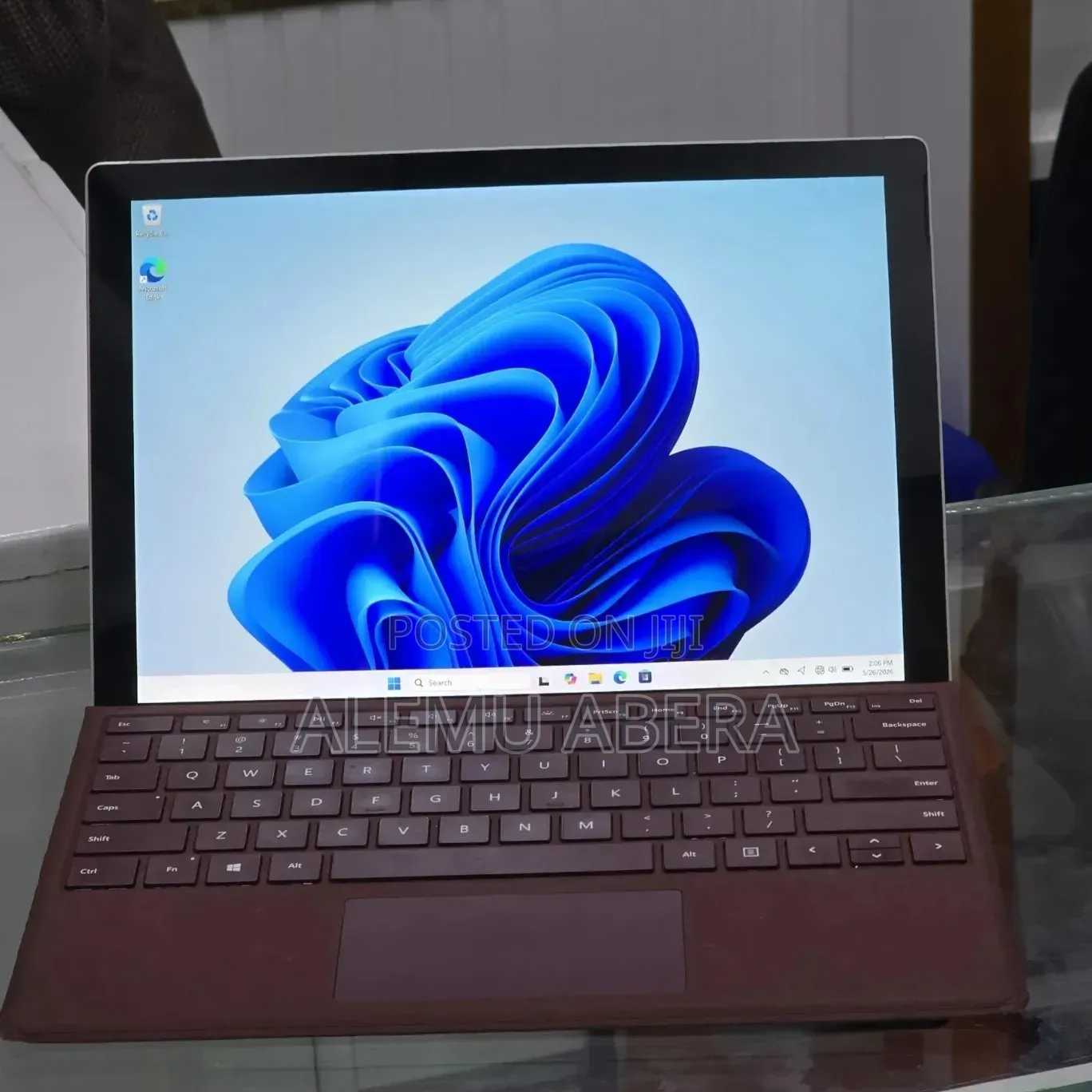 New Laptop Microsoft Surface Pro 6 8GB Intel Core i5 SSD 128GB