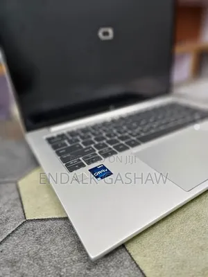 New Laptop HP EliteBook 840 G10 16GB Intel Core i5 SSD 512GB
