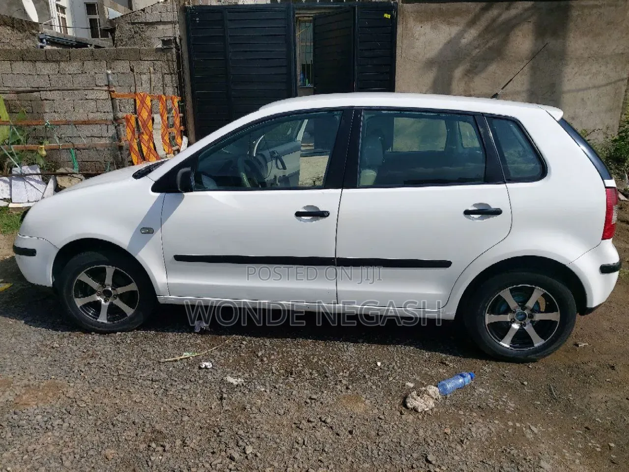 Volkswagen Polo 2002 White