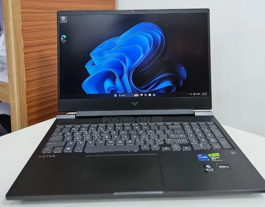 New Laptop HP Victus 16 16GB Intel Core i7 SSD 1T