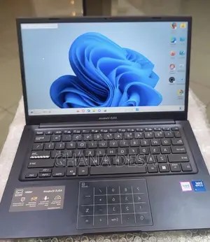 New Laptop Asus 16GB Intel Core i5 SSD 512GB