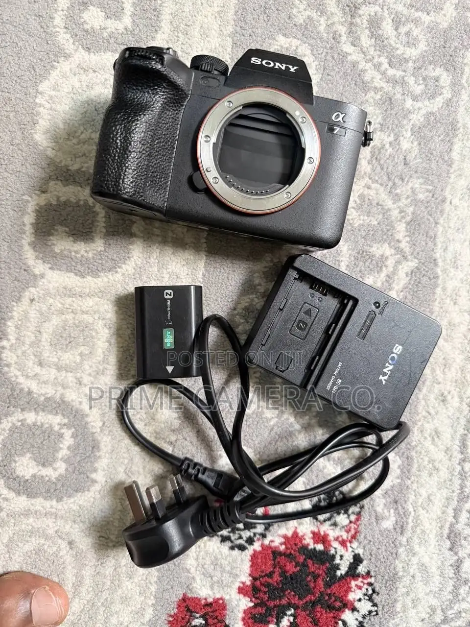 Sony A7 Iv Mirrorless Camera (Slightly Used)
