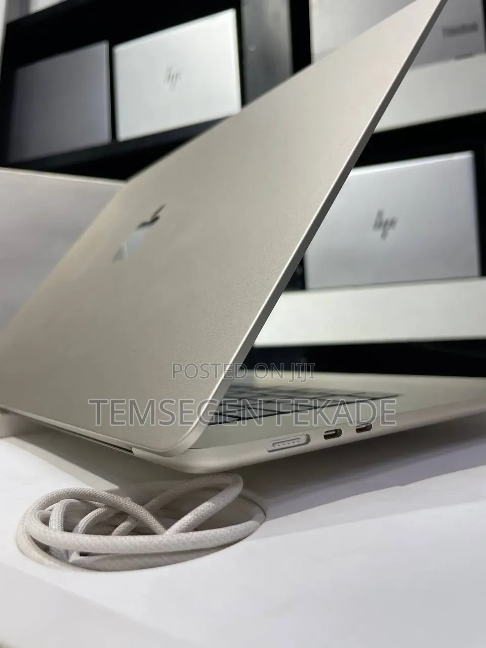 New Laptop Apple MacBook Air 2025 M4 15-inch 16GB Apple M4 SSD 256GB